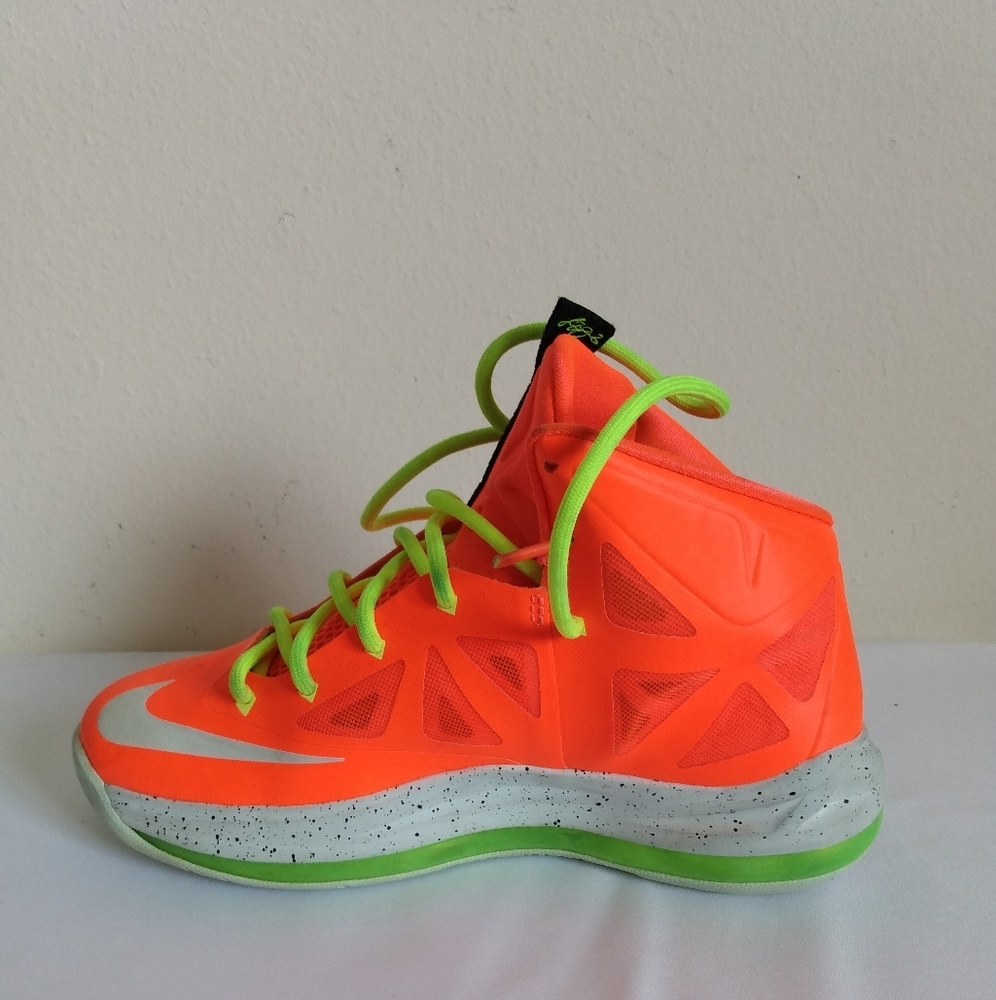 LeBron X  shoes+socks